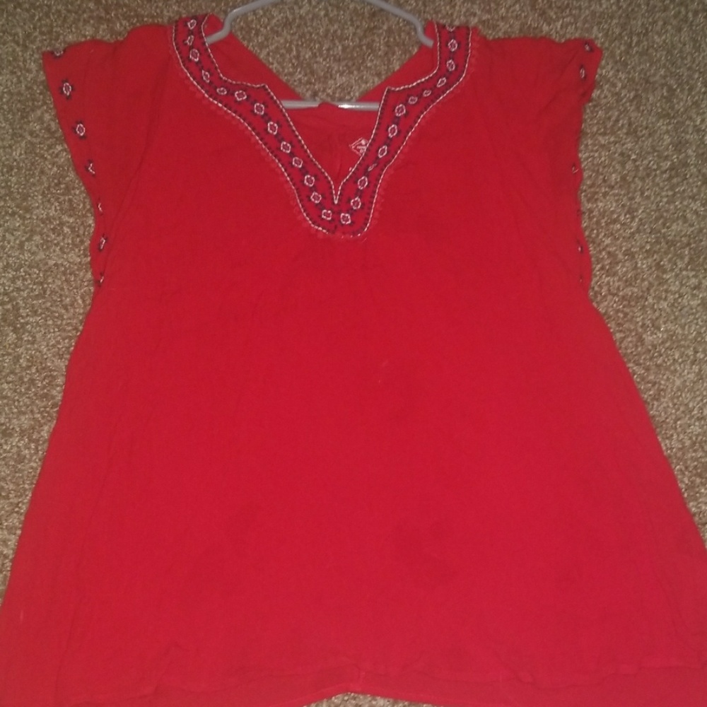 Red short sleeve blouse